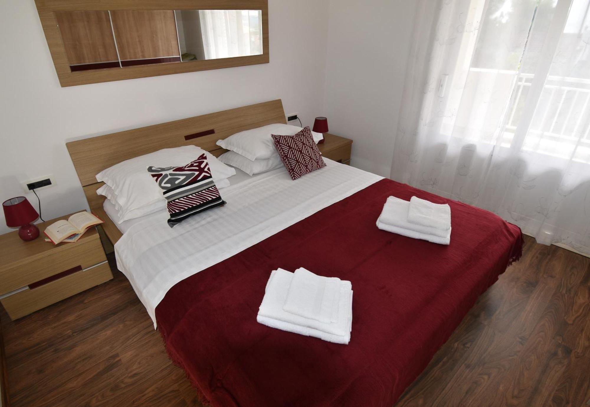 Apartment Andrea Orebić Buitenkant foto