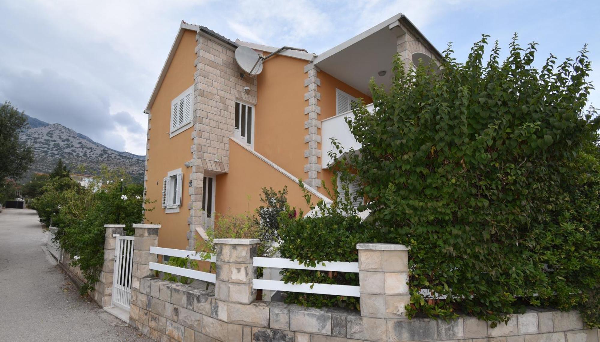 Apartment Andrea Orebić Buitenkant foto