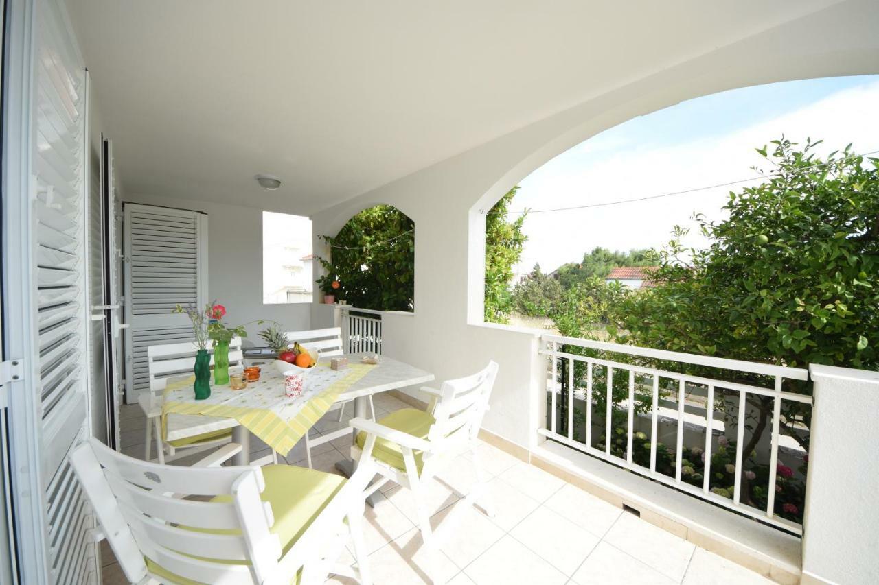 Apartment Andrea Orebić Buitenkant foto